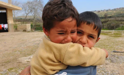 Young refugees near the Syria/Lebanon border. © Flickr/Mustafa Öztürk