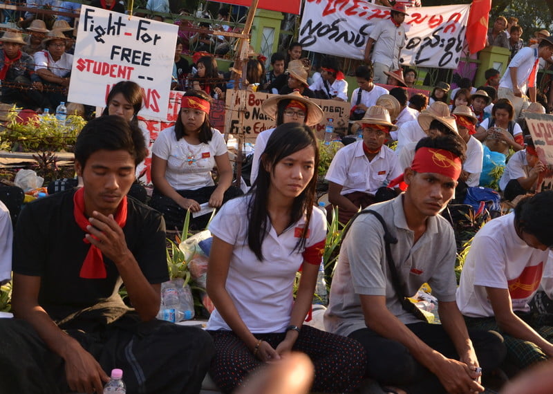 Phyoe Phyoe Aung (centre) during a protest against the National Education Law in November 2014. 